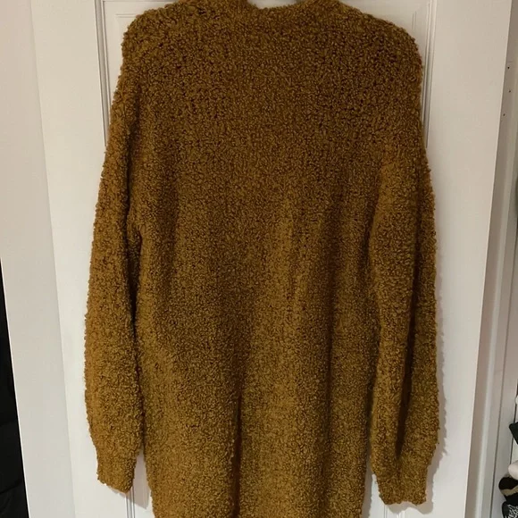 AE Golden Sweatercoat in size XS - Picture 5 of 5